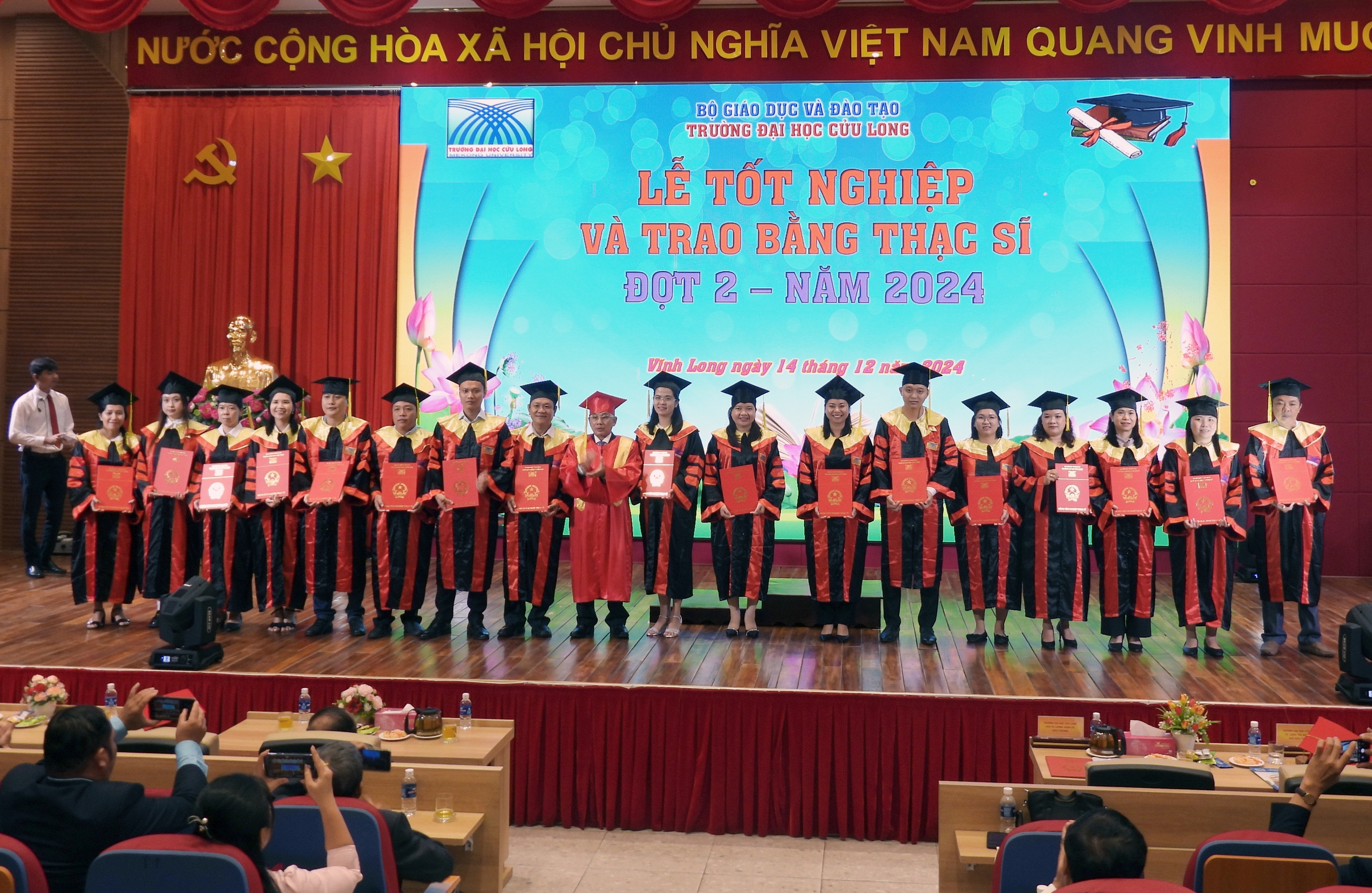 81 tân thạc sĩ của Trường ĐH Cửu Long- Ảnh 6.